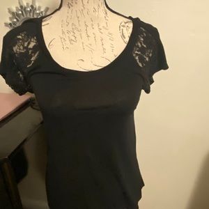 POOF-COTTON/LACE SHOULDER TEE WITH ZIP UP BACK, SIZE SMALL